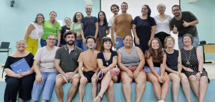 Professores de Arte de Bragança Paulista participam de curso de teatro